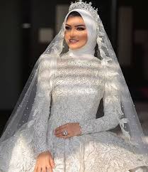 Wählen sie aus illustrationen zum thema hochzeitskleid von istock. 170 Wedding Ideen In 2021 Hochzeit Hijab Muslimische Brautkleider Hijab Hochzeitskleider