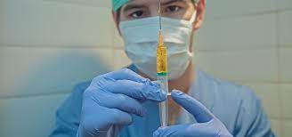 En todo el mundo, los investigadores están trabajando lo más rápido posible. Vacuna Covid 19 Podria No Ser Recomendable En Ninos