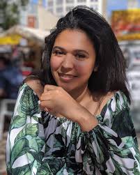 A Sliver of a Moment — One Trunk Theatre