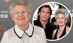 La actriz pilar bardem ha fallecido este sábado a los 82 años de edad en la clinica ruber de madrid, según ha informado la revista semana. Bgyq2ggnj9pz4m
