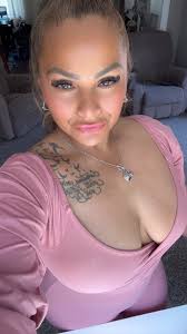 Happy mother's day you looking gorgeous 🥰