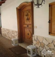 Si loca annualmente con regolare contratto. Chalet In Affitto A Roccaraso Iha 6875