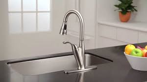 benton pulldown kitchen faucet with