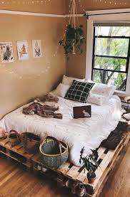 58 New Trend And Amazing Bedroom Design And Interior Ideas 2021 Page 34 Of 58 Lasdiest Com Daily Women Blog Vintage Bedroom Styles Retro Bedrooms Tumblr Bedroom Decor