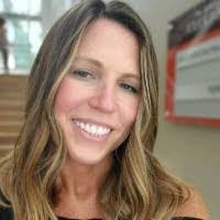 Melissa Giedl's Instagram, Twitter & Facebook