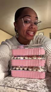 Selling mini cakes in small towns?