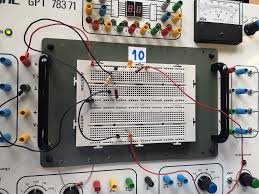 Indicador de temperatura con el circuito integrado lm324. Circuitos Con Transistores Detectores Y Alarmas