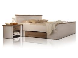 Das bett ist einfach aufzubauen gemäß beiliegender aufbauanleitung. Luba Futonbett Inkl Nachtkommoden Material Mdf Weiss Piniefarbig Truffelfarbig