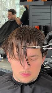 How to Learn Butterfly Haircut: Step-by-Step Tutorial