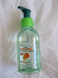 Use the garnier hair serum to detangle unruly hair, smoothen hair without heaviness, and prevent breakage and split ends. Garnier Fructis Sleek And Shine Anti Frizz Serum Review