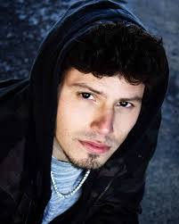 Logan Dooley's Instagram, Twitter & Facebook