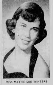 Elizabeth Burrage's Instagram, Twitter & Facebook