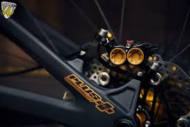 Pivot Switchblade 29 Goldedition Watzup Oberhausen Mountainbike Shop In 2020 Mountainbike Shop Mountainbike Gute Fahrt