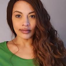 April Simpson's Instagram, Twitter & Facebook