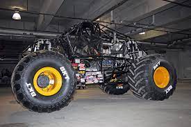 However in 2018, just a few months after the debut of feld motorsports' brodozer (only the second ever diesel powered monster truck), dave later installed a more modernized diesel engine similar to brodozer's. Brodozer Diesel World