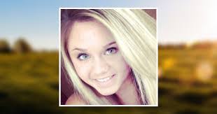 Sarah Jobe's Instagram, Twitter & Facebook