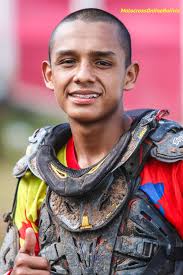 YO PILOTO MX# Jaime David Camargo nacido en Monteagudo Chuquisaca el 24 de  Abril del año 2000, se inicio corriendo en la categoría 65cc con una moto  china. Fue campeón nacional de