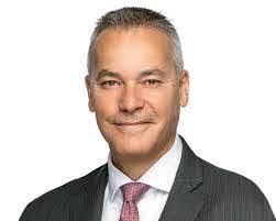 Derwin Banks's Instagram, Twitter & Facebook