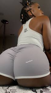 TW Pornstars - 2 pic. NIYAH RENEE 💎. Twitter. Lick. Smack . Fvck. 10:48 PM  - 27 Sep 2022