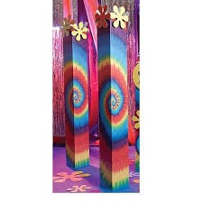 It's the best of both worlds with these totally awesome 80s party decorations! Retro Theme Find Retro Party Decorations Supplies Stumps Party