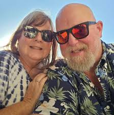 Where to rent a pontoon boat in Earleville?