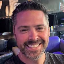 Shane Skinner's Instagram, Twitter & Facebook