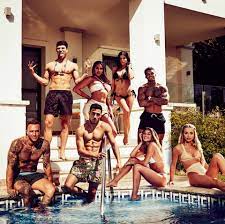 Ex on the beach is back to see if one can get over their ex while living in the same house. Let S Talk About Celebrity Ex On The Beach Is It Worth Watching Otherwise Could I Know Where I Can Watch It I M Based In Singapore And I M Trying To Figure Out How To