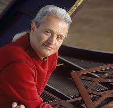 Canzoni, colonne sonore, tour di grande fascino. Foto Di Amedeo Minghi
