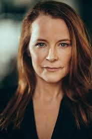 Gail Stephens's Instagram, Twitter & Facebook