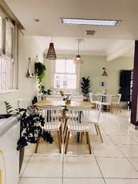 coleção de descontos *‼️ Conjunto de Mesa de Pinus com 2 cadeiras Ellen  Windsor Branca