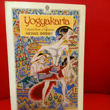 Buku YOGYAKARTA CULTURAL HEARTH OF INDONESIA OLEH MICHAEL SMITHIES di Buku  Usman