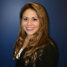 Laura Deckelmann✨ (@ldeckelmann)