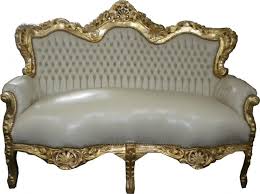 Barocke sofa elemente und stuhle treffen auf moderne deko im. Barock Sofa Garnitur Master Creme Gold Lederoptik Barock Sofa Sitzgruppe Leder Wohnzimmer