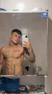 TW Pornstars - 1 pic. SAMUEL.OOK👽. Twitter. Tope de gama ❤️🔥. 12:20 AM -  18 Mar 2023