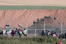Militer israel belum menerbitkan imbauan keamanan kepada masyarakat israel yang tinggal di dekat perbatasan palestina. Pasukan Israel Bunuh 10 Warga Palestina Di Perbatasan Gaza Republika Online