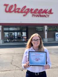 Walgreens pharmacy #9438, chicago, il is a pharmacy in chicago, illinois and is open 5 days per week. Internship Opportunities