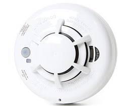A reliable and effective smoke detector can alert you quickly to get you and your family to safety. 2gig 2gig Smkt3 345 Wireless Smoke Heat Detector