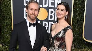 Полное имя — энн жаклин уитни хэтэуэй (anne jacqueline whitney hathaway). Wie Bitte Anne Hathaway Will Jetzt Anders Genannt Werden Promiflash De