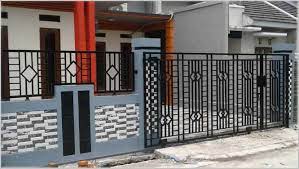 60+ model pagar rumah minimalis terbaru (besi, batu alam dan kayu) jika anda tinggal di dalam area perkampungan, akan jarang anda menemui desain rumah yang memiliki sebuah pagar. Galeri Pagar Minimalis Terbaru Contoh Model Pintu Amp Pagar