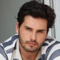 20+ perfiles de «Carpenter»