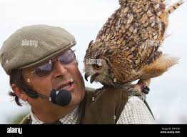 Andrew charlton hi-res stock photography and images