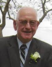 Charles Chris Eichholz