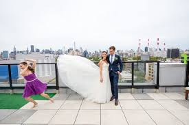 Whether you're getting married in 2 months, or 2 years. Wedding Photo Fails Wedding Photographers Were Lucky To Capture The Delite