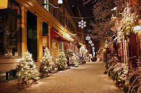 Christmas In Quebec 2021 11 181 Quebec City Stock Photos Pictures Royalty Free Images Istock