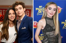 Matt cornett, olivia rodrigo, olivia rodrigo & joshua bassett] we're soarin', flying there's not a star in heaven that we can't reach if we're tryin', so we're breakin' free. Joshua Bassett Shuts Down Olivia Rodrigo Drama