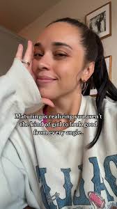 Big back and proud💪🏽 #bigback #bigbacksound #bigbacksong #tallgirl  #tallgirlproblems #bigshoulders #backworkout #backworkoutforwomen #humor  #justforfun #greenscreen