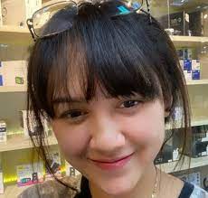 Happy asmara adalah seorang penyanyi dangdut yang kini tengah populer dikalangan milenial. Profil Dan Biodata Happy Asmara Model Majalah Cilik Hingga Penyanyi Dangdut