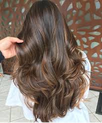 Les Couleurs De Cheveux Les Plus Tendances Cheveux Coupe De Cheveux Couleur Cheveux