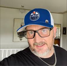 Why can I trail run for 30 minutes without stopping but struggle to run 10  minutes in my neighborhood?