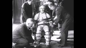 He was also known as the gray man, the werewolf of wysteria, the brooklyn vampire, the moon maniac, and the boogey man. Albert Fish And His Shocking Crimes Grave Reviews